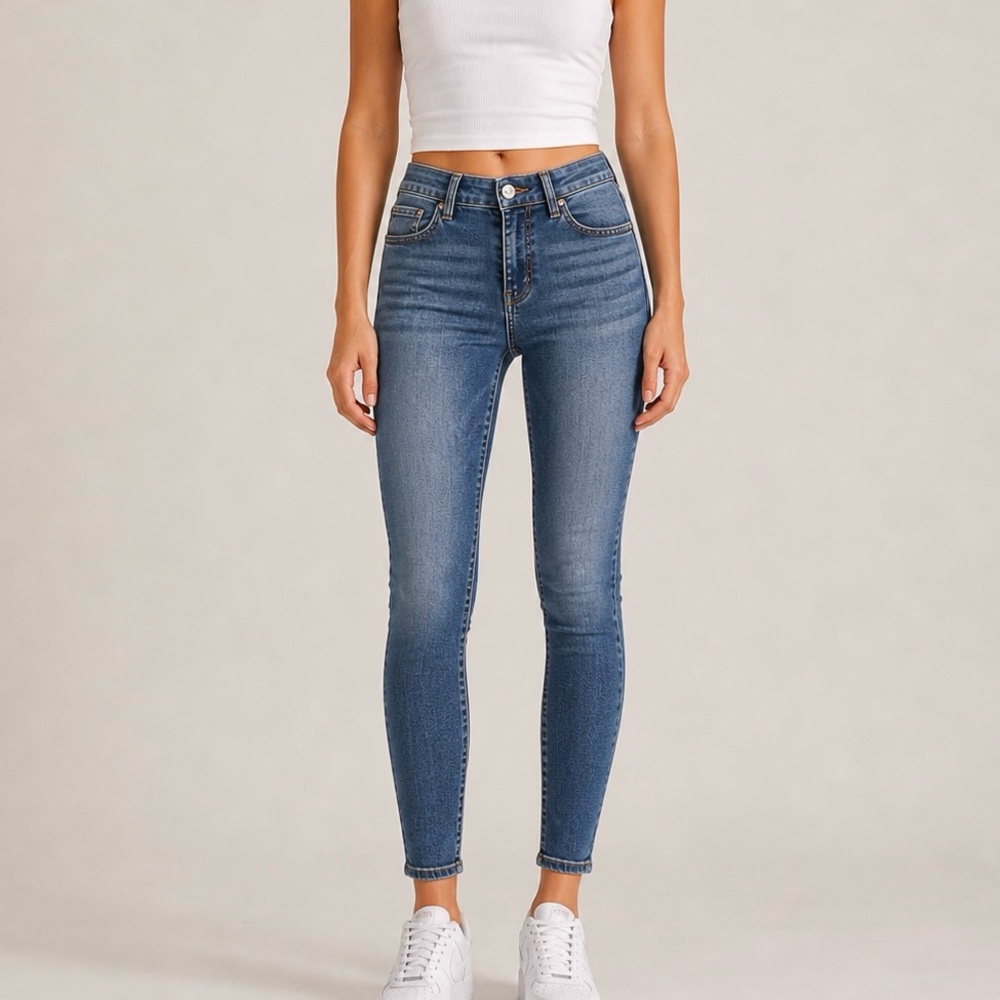 American Eagle Outfitters Women's Medium Blue Skinny Jeans 00 Short